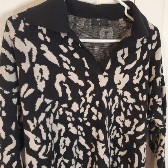 Tahari Leopard Print Polo Sweater - Picture 3 of 6
